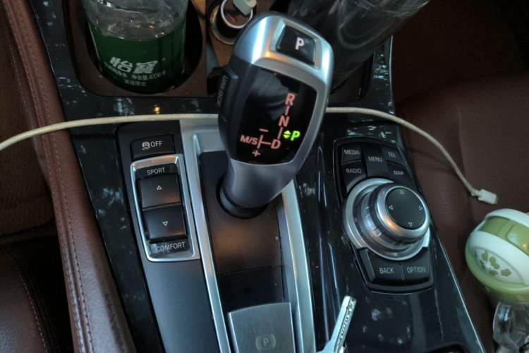 Used BMW 5 Series 2014 520Li Elegant Model Gear Lever