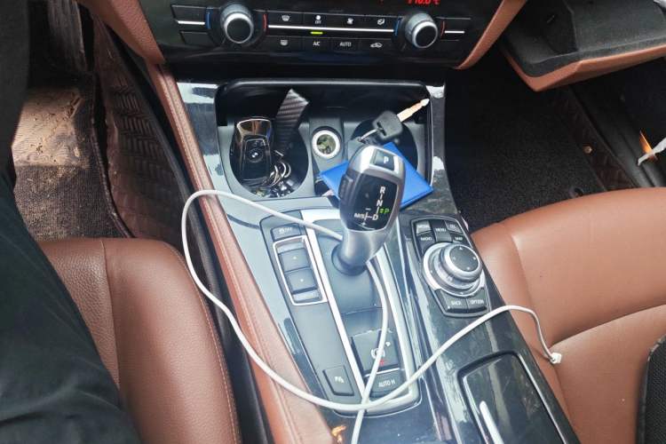 Used BMW 5 Series 2014 520Li Elegant Model Gear Lever