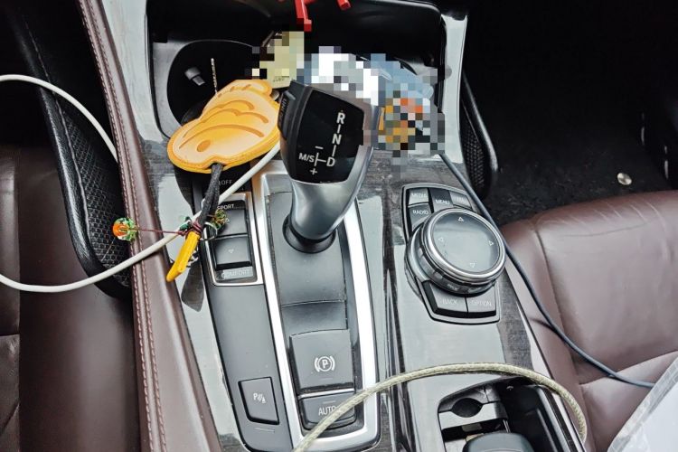 Used BMW 5 Series 2014 525Li Luxury Design Package Gear Lever