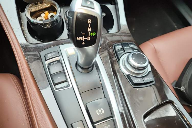 Used BMW 5 Series 2014 525Li Leading Model Gear Lever