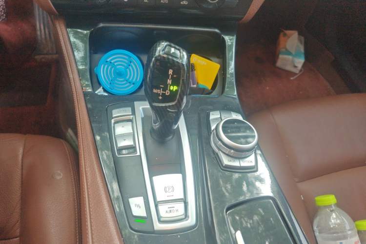 Used BMW 5 Series 2014 520Li Elegant Model Gear Lever