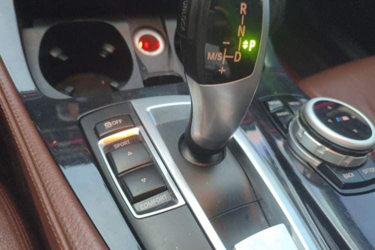 Used BMW 5 Series 2014 520Li Elegant Model Gear Lever