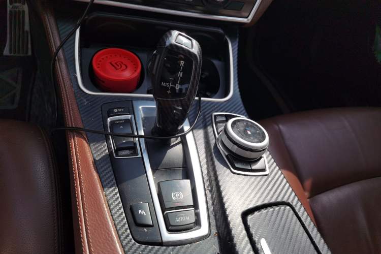 Used BMW 5 Series 2014 520Li Elegant Model Gear Lever