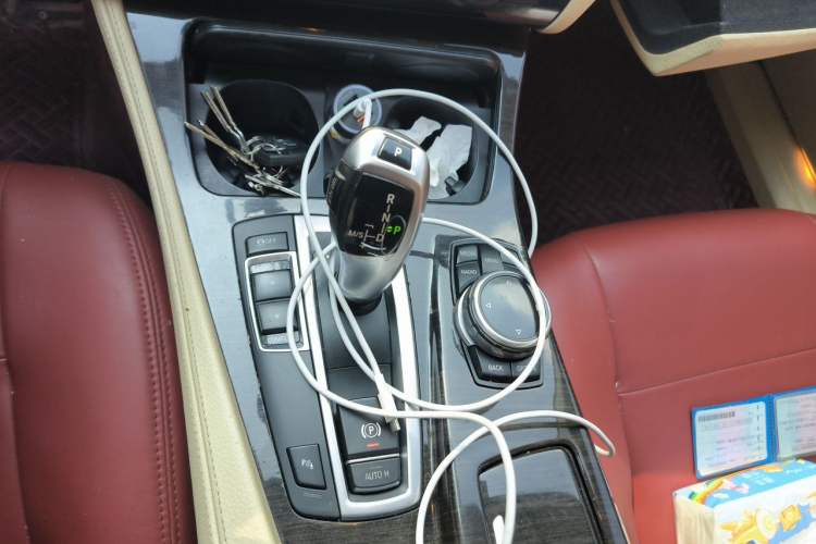 Used BMW 5 Series 2014 525Li Luxury Design Package Gear Lever