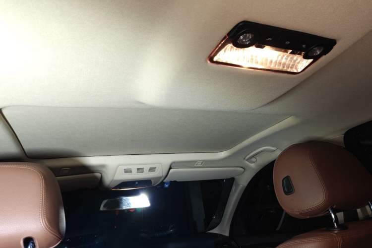 Used BMW 5 Series 2014 520i Elegant Edition Headliner