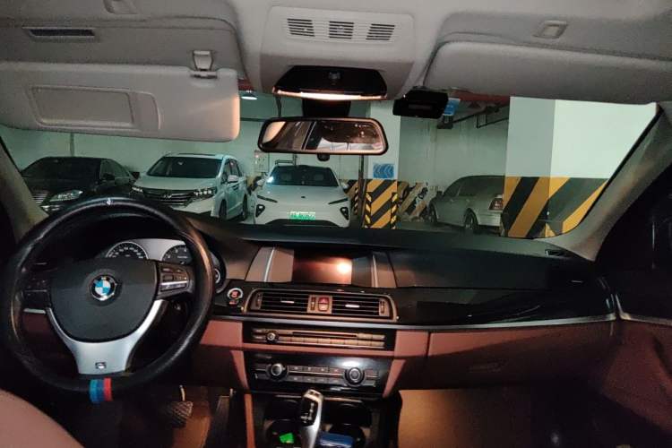 Used BMW 5 Series 2014 520Li Elegant Model Headliner