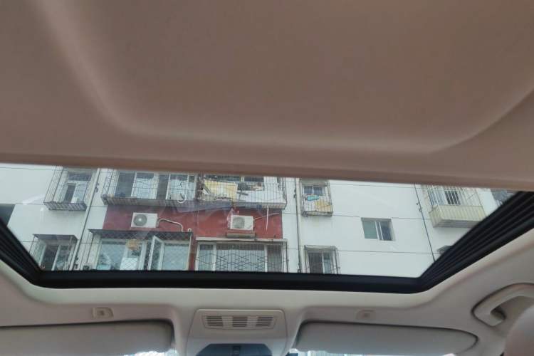 Used BMW 5 Series 2014 525Li Leading Model Headliner