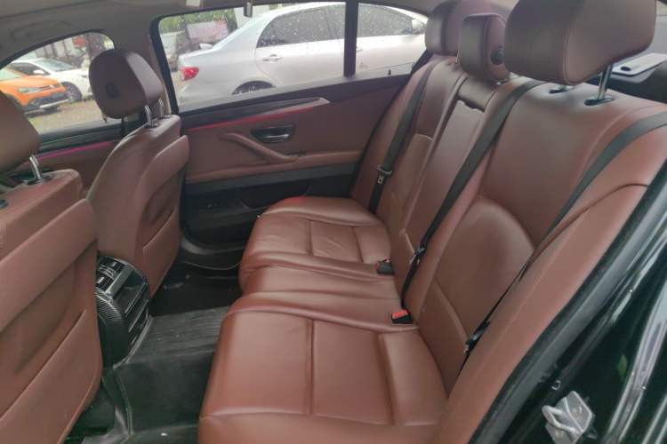 Used BMW 5 Series 2014 530Li Leading Model Headliner
