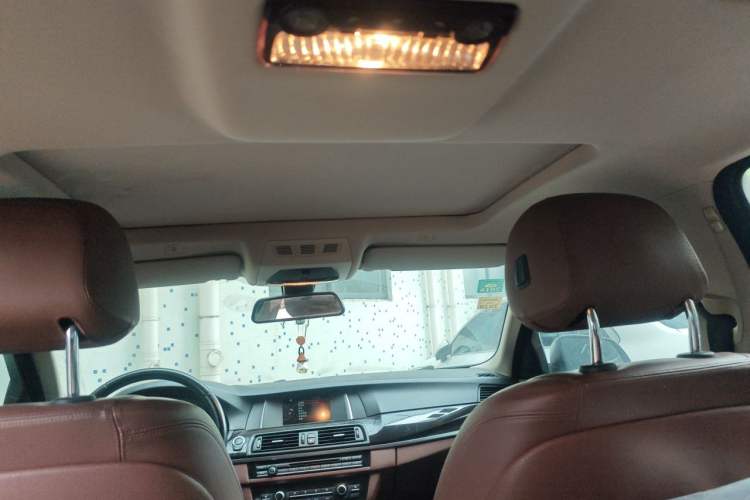 Used BMW 5 Series 2014 525Li Leading Model Headliner