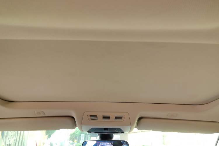 Used BMW 5 Series 2014 520Li Elegant Model Headliner