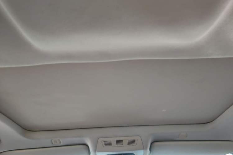 Used BMW 5 Series 2014 525Li Leading Model Headliner