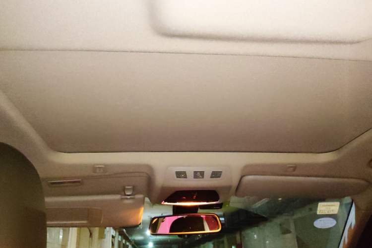 Used BMW 5 Series 2014 525Li Fashion Design Package Headliner