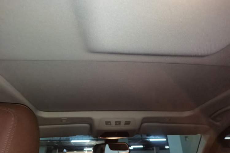 Used BMW 5 Series 2014 520i Elegant Edition Headliner