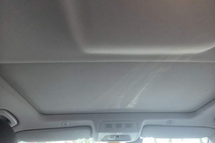 Used BMW 5 Series 2014 525Li Luxury Design Package Headliner