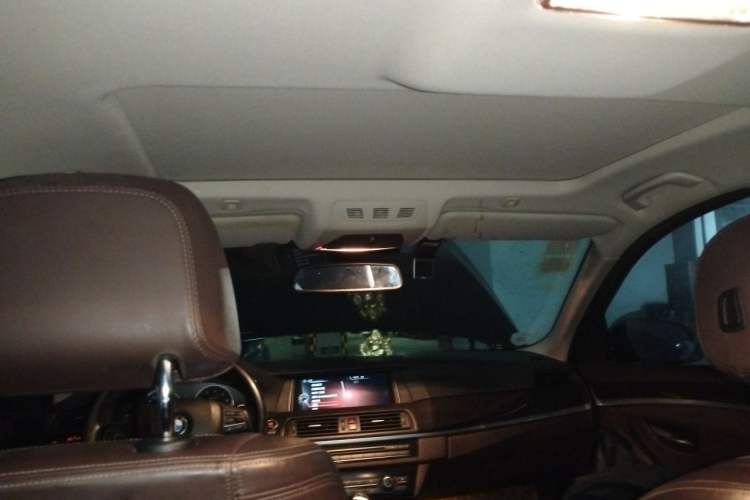 Used BMW 5 Series 2014 525Li Luxury Design Package Headliner