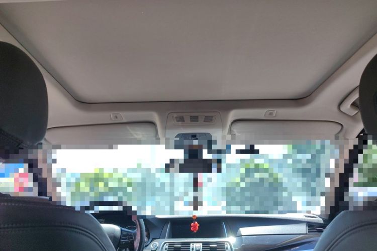 Used BMW 5 Series 2014 525Li Luxury Design Package Headliner