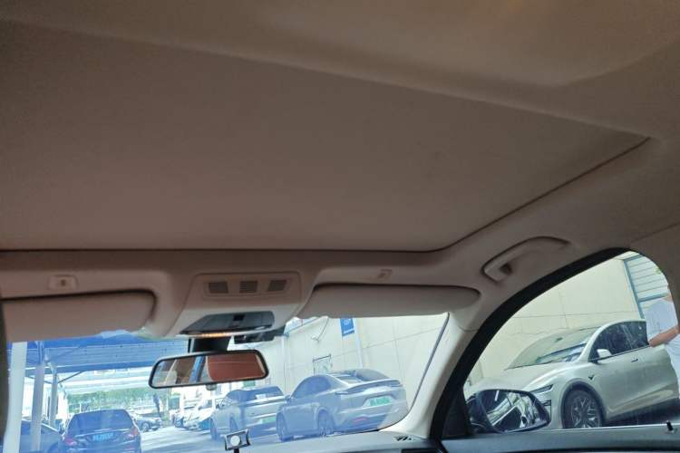 Used BMW 5 Series 2014 520Li Elegant Model Headliner