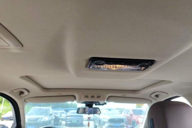 Used BMW 5 Series 2014 520Li Elegant Model Headliner