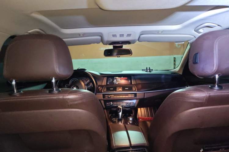 Used BMW 5 Series 2014 525Li Luxury Design Package Headliner