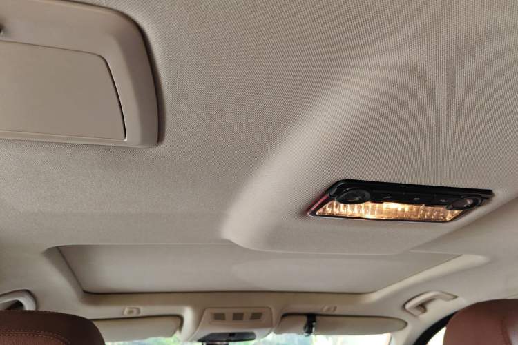 Used BMW 5 Series 2014 520Li Elegant Model Headliner