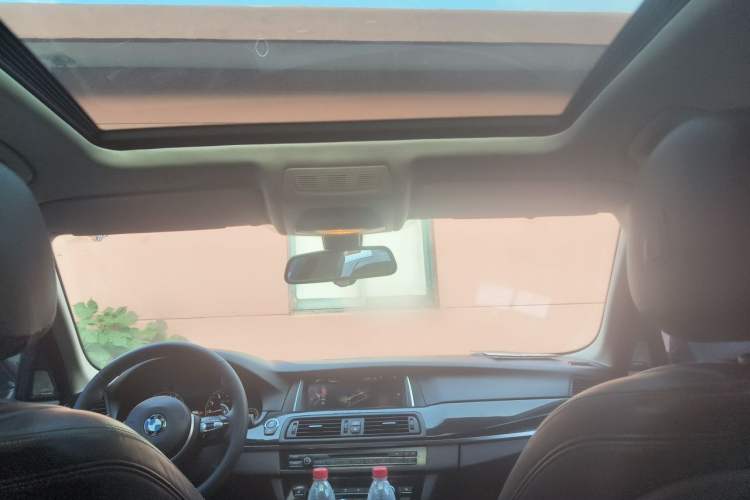 Used BMW 5 Series 2014 525Li Luxury Design Package Headliner