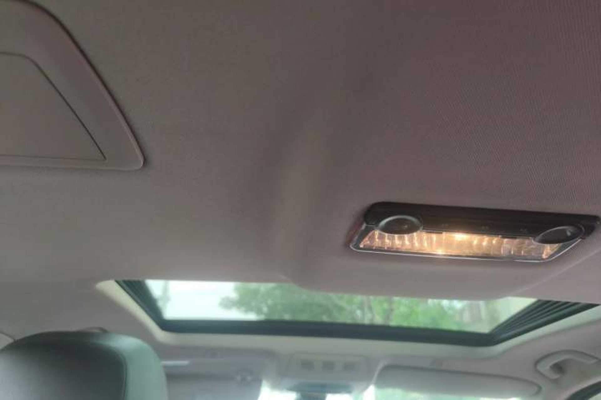 Used BMW 5 Series 2014 525Li Luxury Design Package Headliner