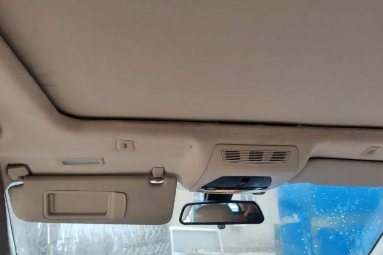 Used BMW 5 Series 2014 520Li Elegant Model Headliner