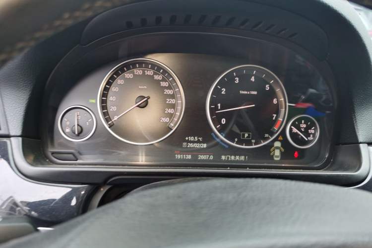 Used BMW 5 Series 2014 520i Elegant Edition Instrument Cluster