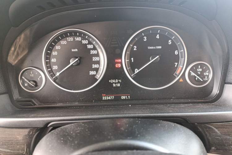 Used BMW 5 Series 2014 525Li Luxury Design Package Instrument Cluster