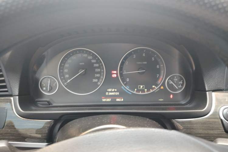 Used BMW 5 Series 2014 525Li Luxury Design Package Instrument Cluster