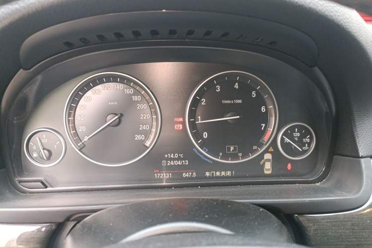 Used BMW 5 Series 2014 525Li Luxury Design Package Instrument Cluster