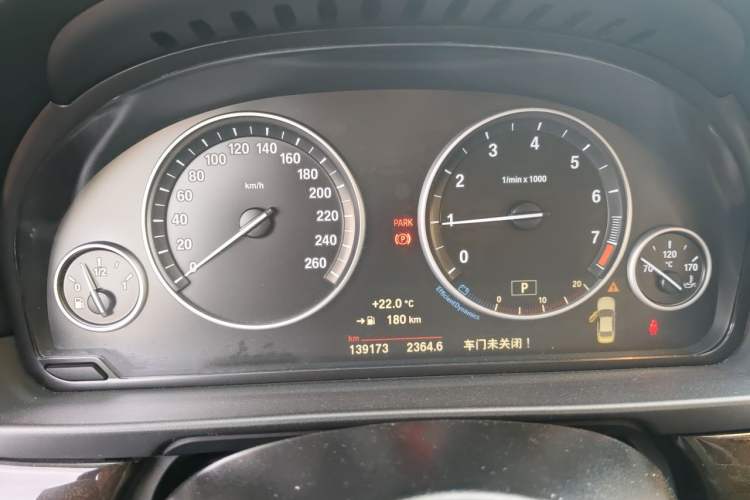 Used BMW 5 Series 2014 525Li Leading Model Instrument Cluster