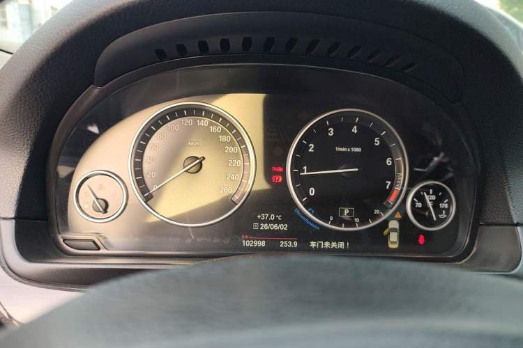 Used BMW 5 Series 2014 525Li Luxury Design Package Instrument Cluster