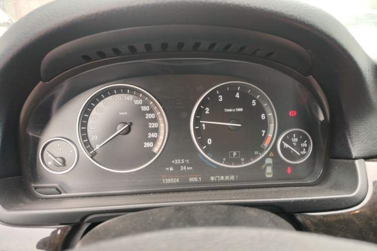 Used BMW 5 Series 2014 525Li Leading Model Instrument Cluster