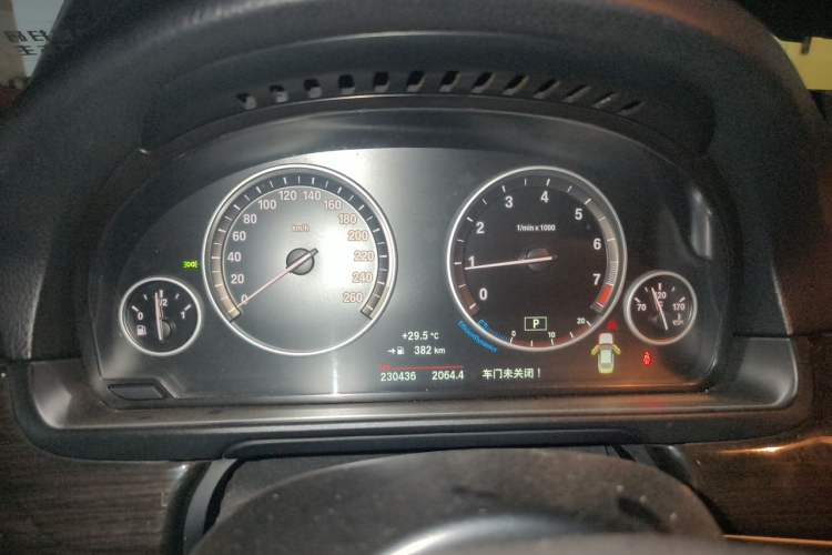 Used BMW 5 Series 2014 525Li Luxury Design Package Instrument Cluster