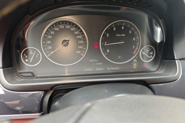 Used BMW 5 Series 2014 520Li Elegant Model Instrument Cluster