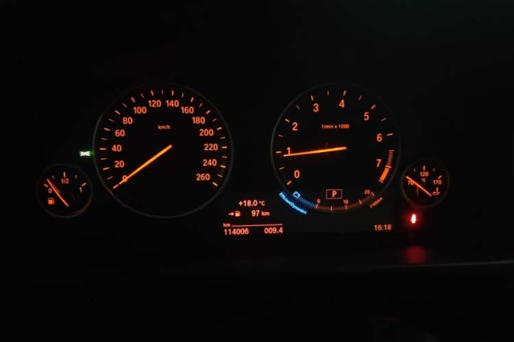 Used BMW 5 Series 2014 525Li Luxury Design Package Instrument Cluster