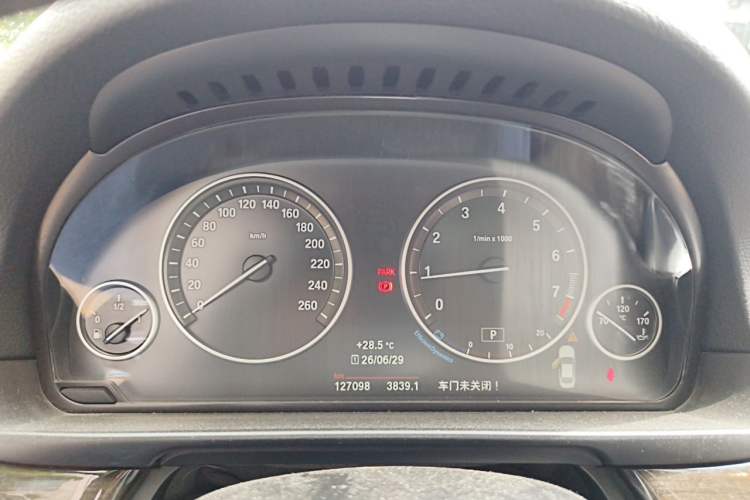 Used BMW 5 Series 2014 525Li Luxury Design Package Instrument Cluster