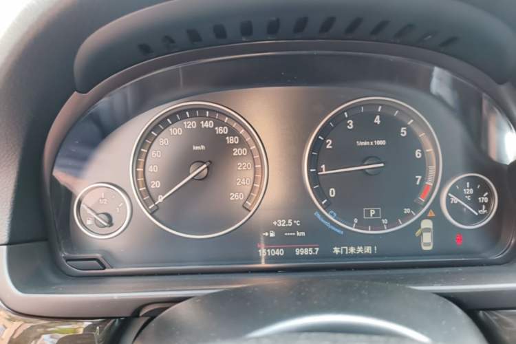 Used BMW 5 Series 2014 525Li Luxury Design Package Instrument Cluster