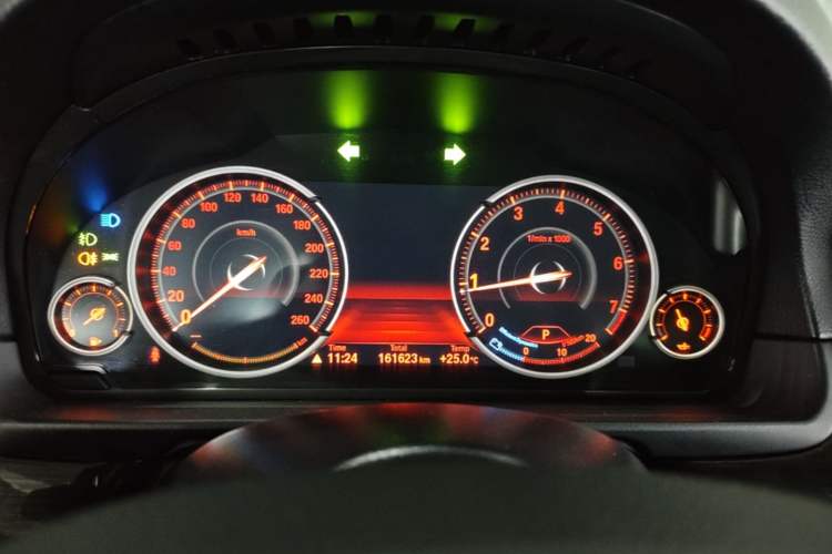 Used BMW 5 Series 2014 525Li Luxury Design Package Instrument Cluster