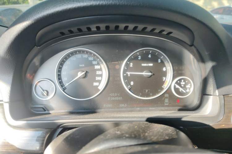 Used BMW 5 Series 2014 525Li Luxury Design Package Instrument Cluster