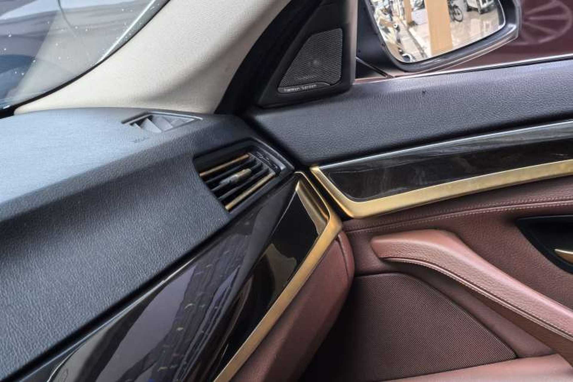Used BMW 5 Series 2014 535Li Leading Model Interior 11