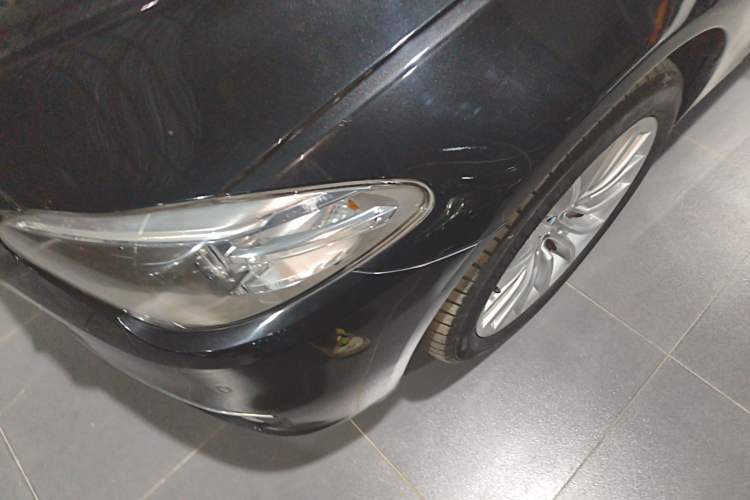 Used BMW 5 Series 2014 525Li Luxury Design Package Left Front Headlight