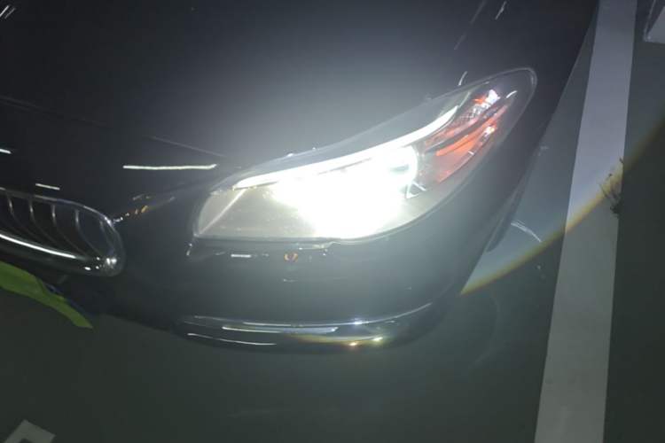 Used BMW 5 Series 2014 525Li Luxury Design Package Left Front Headlight