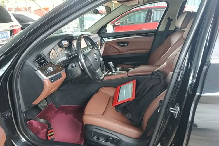 Used BMW 5 Series 2014 535Li Leading Model Left Front Seat