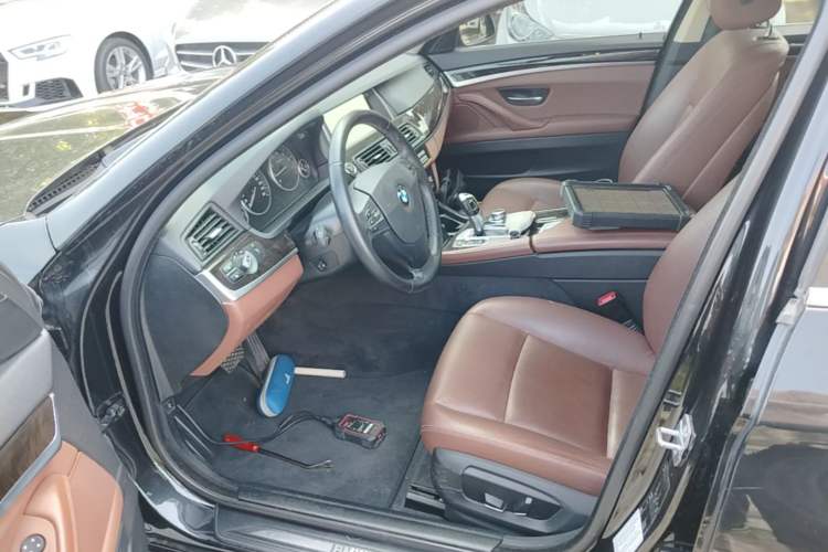 Used BMW 5 Series 2014 525Li Leading Model Left Front Seat