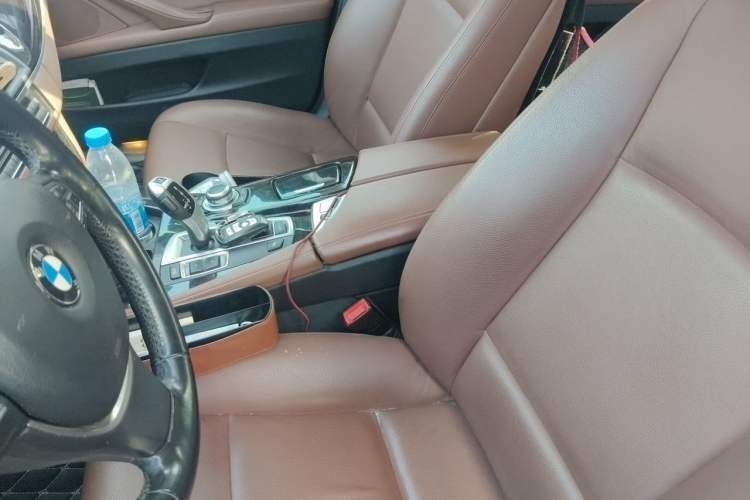 Used BMW 5 Series 2014 525Li Luxury Design Package Left Front Seat