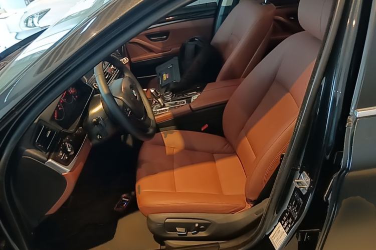 Used BMW 5 Series 2014 528Li xDrive Premium Edition Left Front Seat