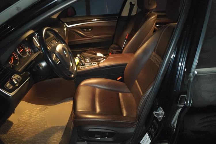 Used BMW 5 Series 2014 525Li Luxury Design Package Left Front Seat