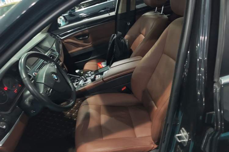 Used BMW 5 Series 2014 520Li Elegant Model Left Front Seat